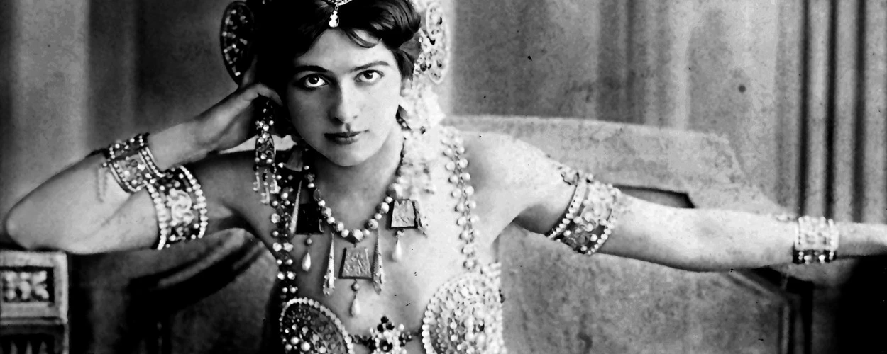 Nu in het museum de levens van mata hari
