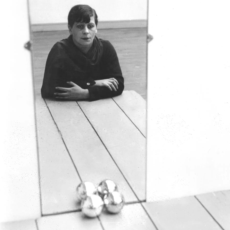 Fokus. Florence Henri (1893–1892)