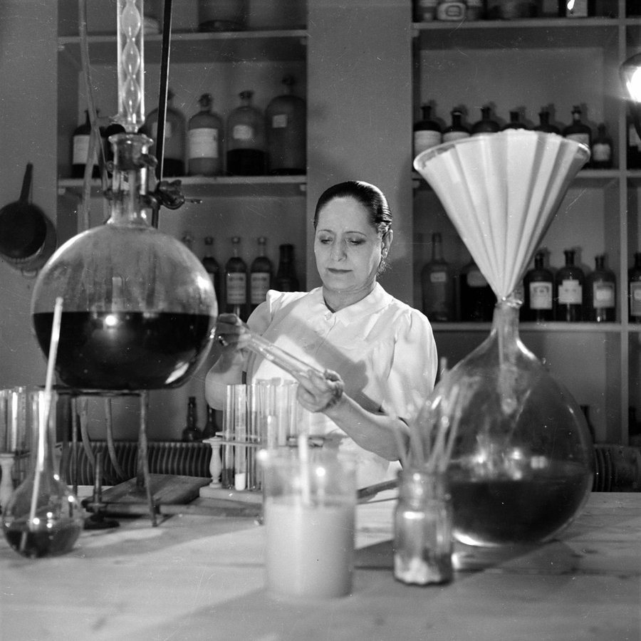 Beauty is Power Helena Rubinstein – Pionierin der modernen Kosmetik at Bundeskunsthalle, Bonn