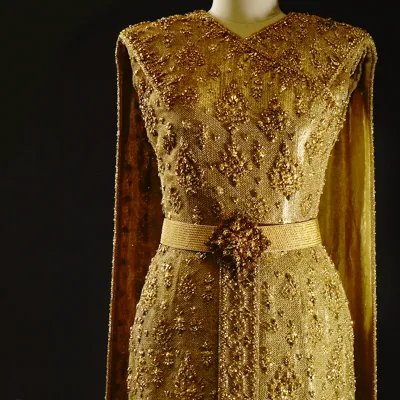 La Mode en majesté. Haute couture et tradition à la cour de Thaïlande